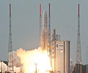 Arianespace Launches EUTELSAT 25B/Es'hail 1 and GSAT 7