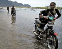 Massive Road For Tsunami-Hit Aceh Founders