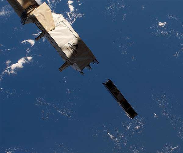 NASA, Partners Invite Applications for CubeSat Summer Training Program