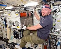 Automating sample testing thanks to space