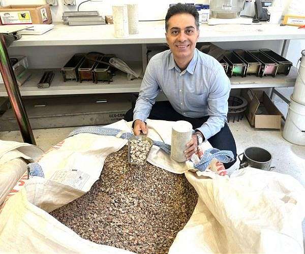 Transforming Waste into Strength: The Graphene Revolution in Concrete Recycling