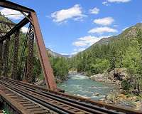 US anti-pollution workers turn river orange in toxic spill