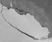 Warm winds in autumn could strain Antarctica's Larsen C ice shelf