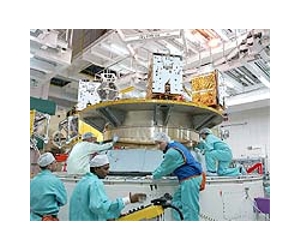 Arianespace's Ariane 5 receives its HYLAS 2 payload