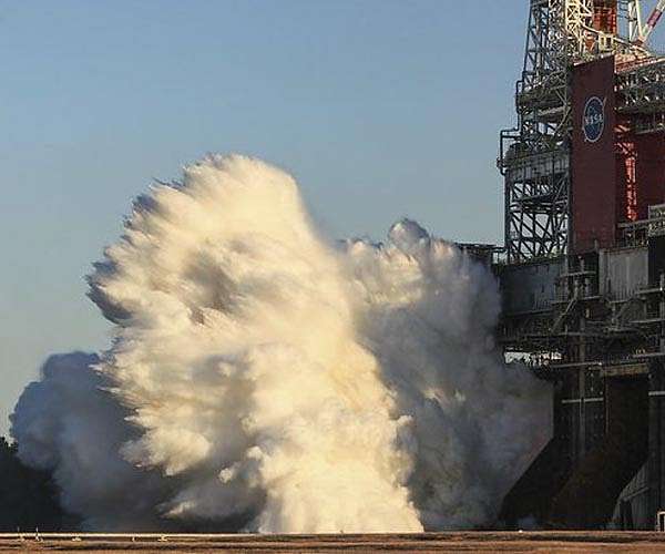 NASA delays new test-firing of moon rocket