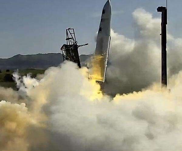 Astra rocket fails after liftoff from Alaska