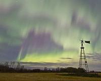 Centuries-old drawings lead to better understanding of fan-shaped auroras