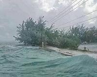 Dorian kills five in Bahamas, US evacuates coast