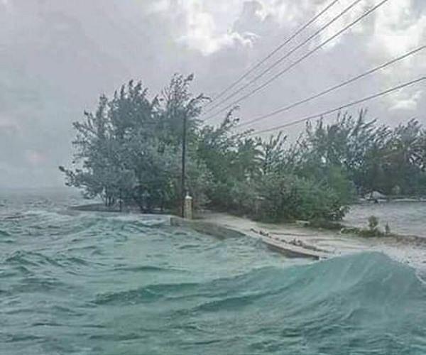 Hurricane Julia slams Nicaragua, menaces Central America