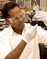 Prof Develops Cancer Nanobomb