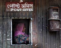 Mobile phones ring death knell for Bangladesh postmen