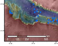 Mars Canyons Study Adds Clues about Possible Water