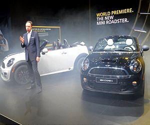 Carmakers lure youth with gadgets, sleek design