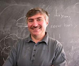 UMass Amherst theoretical physicists find a way to simulate strongly correlated fermions
