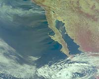 Retreating California fires leave smoke hazard