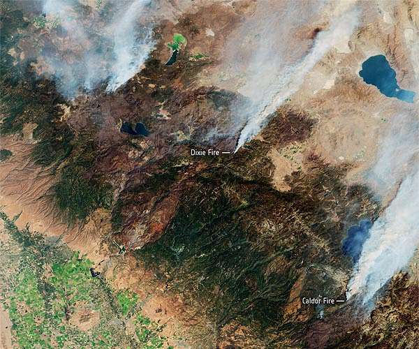 Wind, temperatures pick up as fire scorches northern California