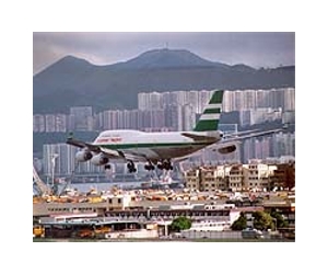 Hong Kong extends 'black' travel alert for Japan