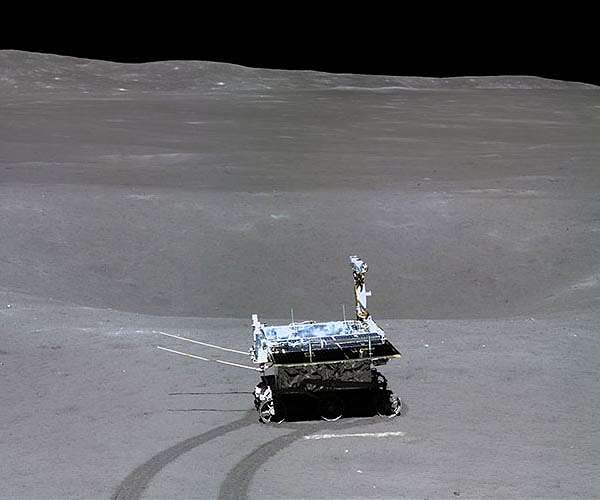Yutu 2 rover still operating on far side of moon