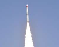 China plans to develop new solid-fueled carrier rocket
