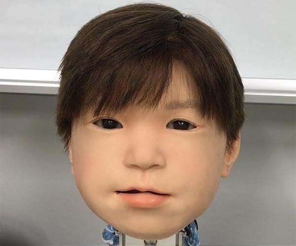 Hi, Robot: Japan's android pets ease virus isolation