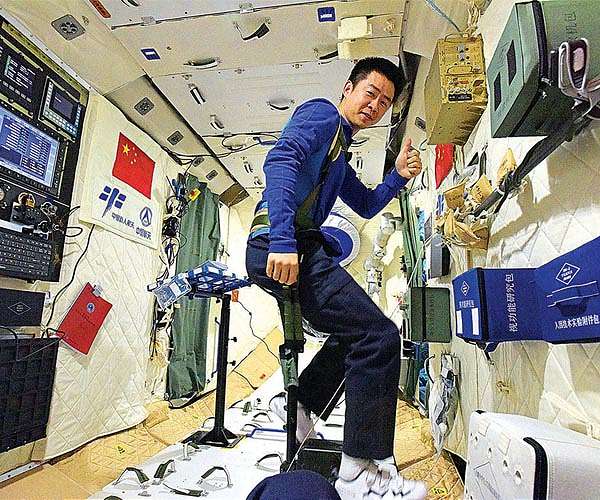Veteran Chinese astronaut to lead fresh crew to space station