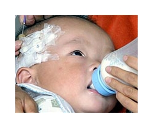 China jails doctor found guilty of stealing babies