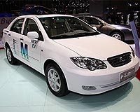 China's first mass-produced hybrid car goes on sale: car maker