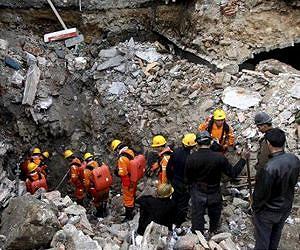 Six dead, 11 missing, in new blast at China mine
