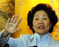 Potential Challengers Seen Backing Away In Hong Kong