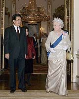 Hu Pushes Embargo Lifting On U.K. Trip