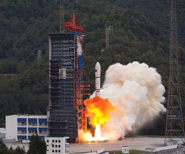 China launches tech-experiment satellite