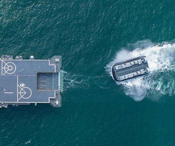 Taiwan fends off mock Chinese landing assault on beach