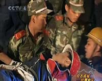 China tightens media controls in earthquake zone
