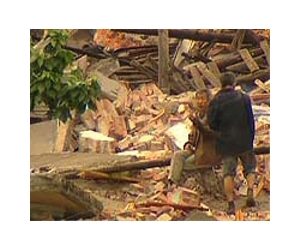 China quakes kill at least 80