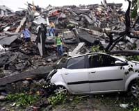 Transport, communications in chaos after China quake