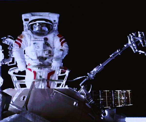 Spacesuit milestone reached with 20 spacewalks on Chinese station