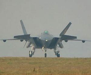Leaked pics of cutting-edge Chinese fighter