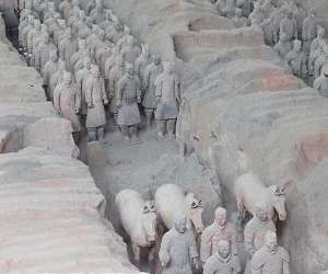 China discovers tomb of ancient legendary ruler