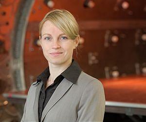 Christine Arlt goes from dwarf research to Institute management