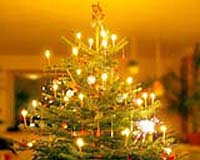 From war zones to malls, Christmas comes to Asia