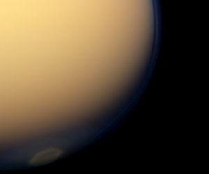 Ice Cloud Heralds Fall at Titan's South Pole