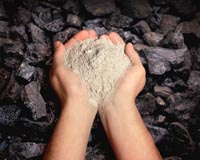 Drexel researchers develop coal ash aggregate that helps concrete cure