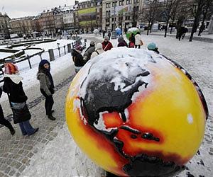 Copenhagen Near Death; IPCC Finds New Errors