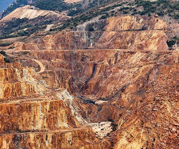All five miners found dead after Chilean mine collapse