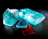 Physicists 'dissolve' water in an emerald