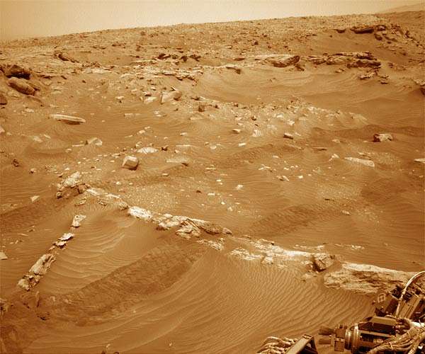 Sols 3444-3445: The curious case of cross-cutting ridges