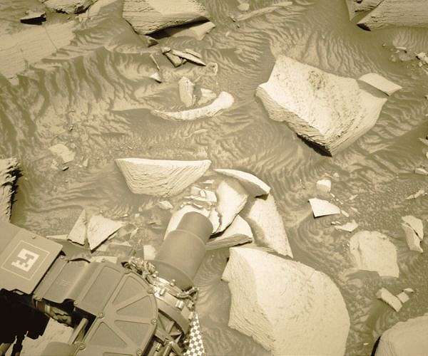 A Drive With a View: Sols 4084-4085