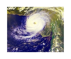 Bangladesh issues cyclone alert