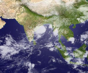 Thousands evacuated as Cyclone Lehar nears southeast India
