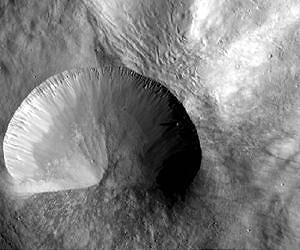 Dawn Sees New Surface Features on Giant Asteroid